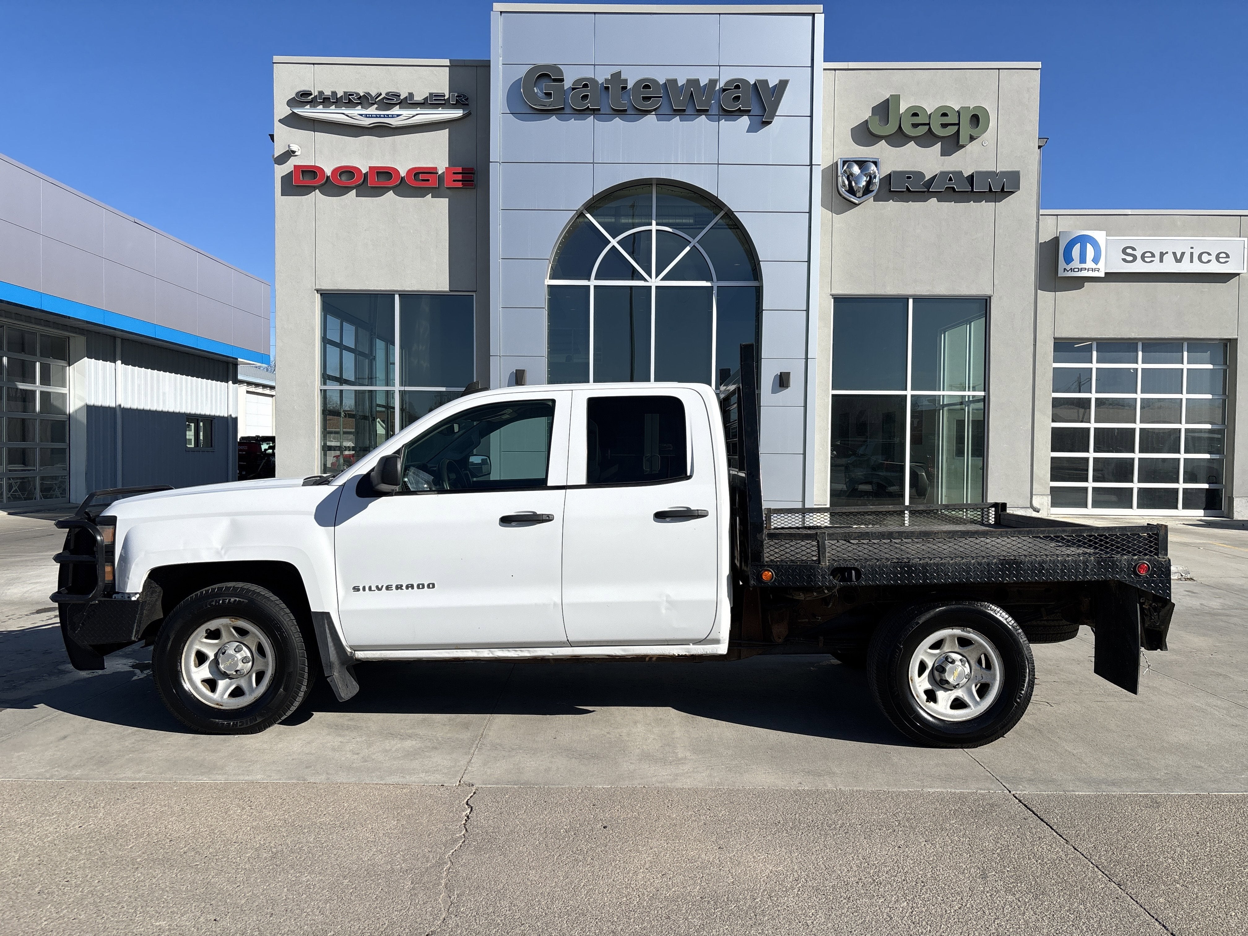 2015 Chevrolet Silverado 1500 WT in Summit White — front three-quarter view