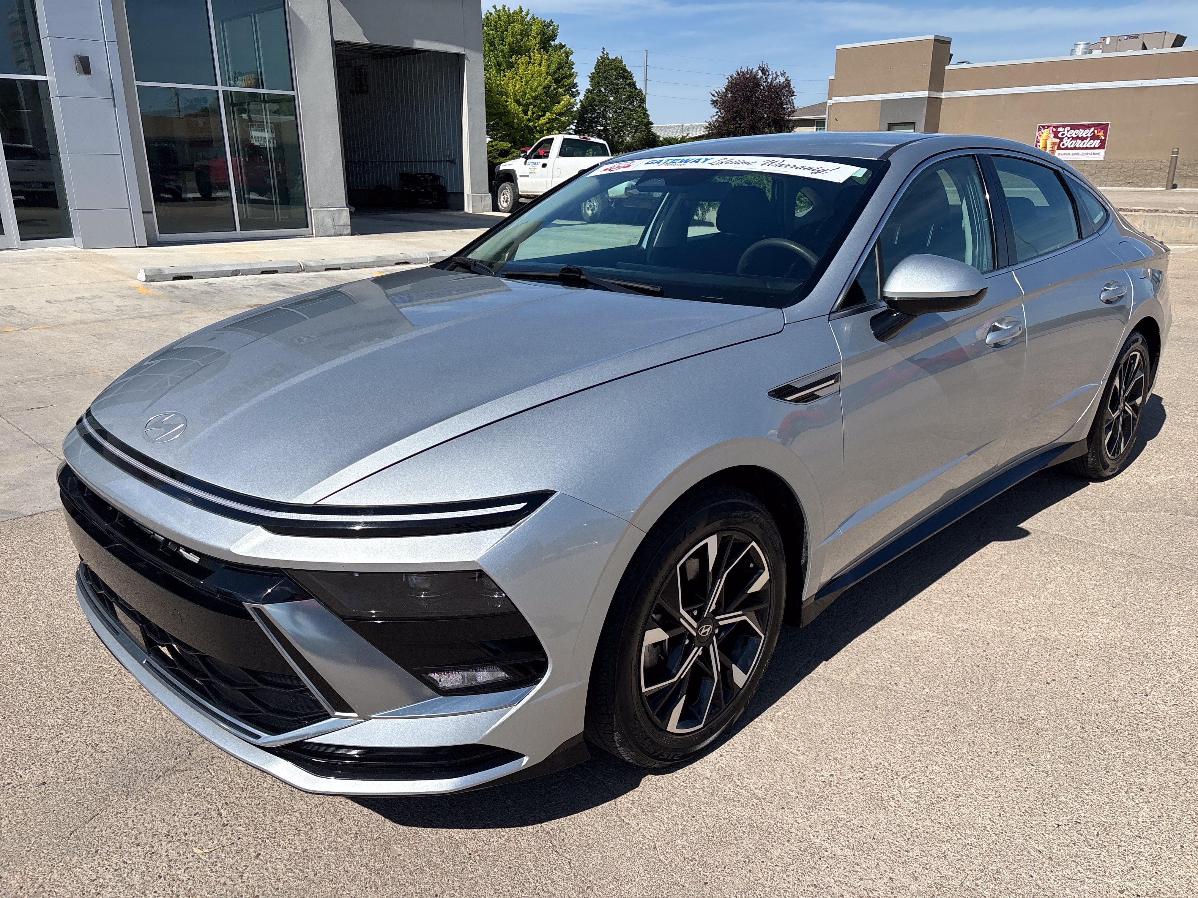 2024 Hyundai Sonata — side profile view